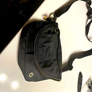 Lululemon crossbody